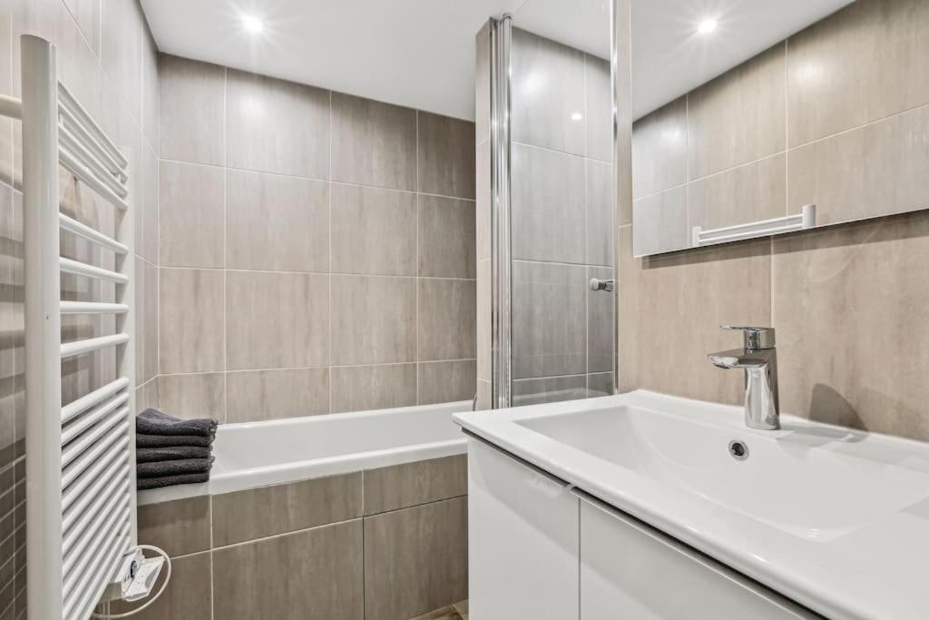 03 Tour Eiffel Appartement Pour 7 Personnes Paryż Zewnętrze zdjęcie